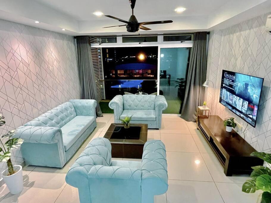 Ksl Citymall 15-20Pax 4B4B Privatelift-Smarttv70Inch-Netflix Johor Bahru Exterior photo